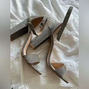 Ankle strap sandals